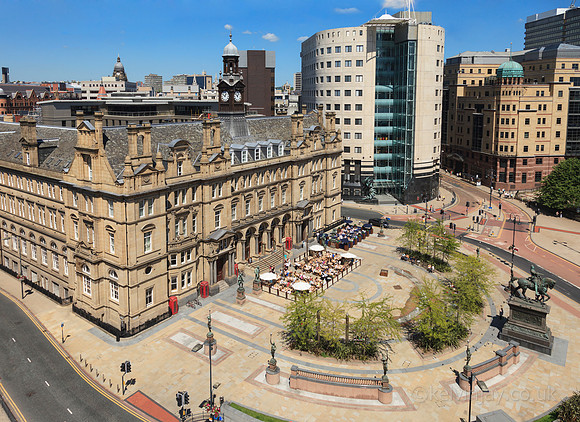 leeds city square com