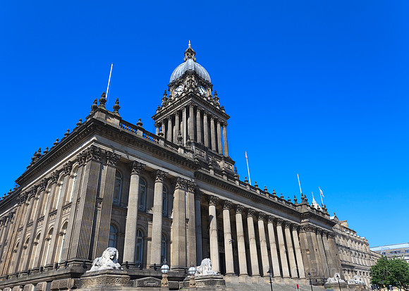 Leeds Town Hall wide 2